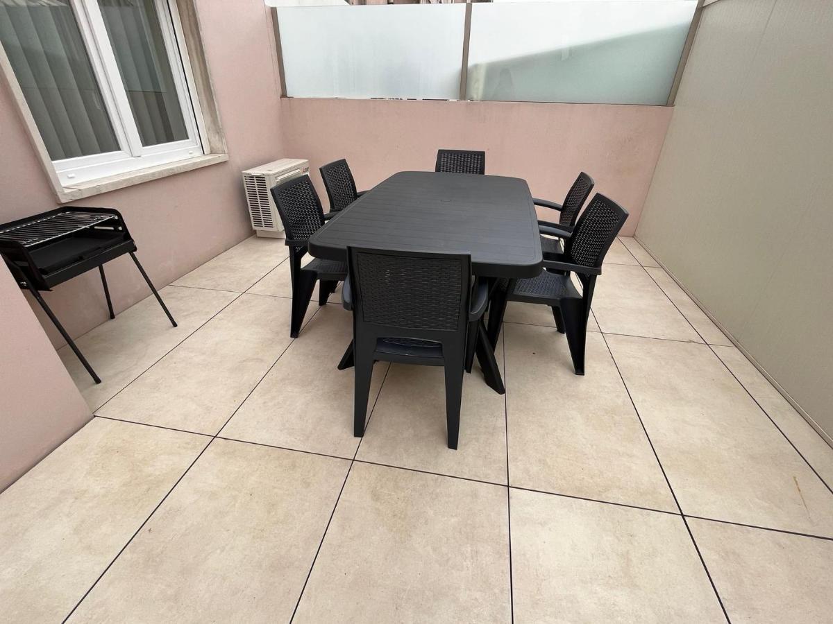 Cunha'S Apartment - City Center غيمارايش المظهر الخارجي الصورة